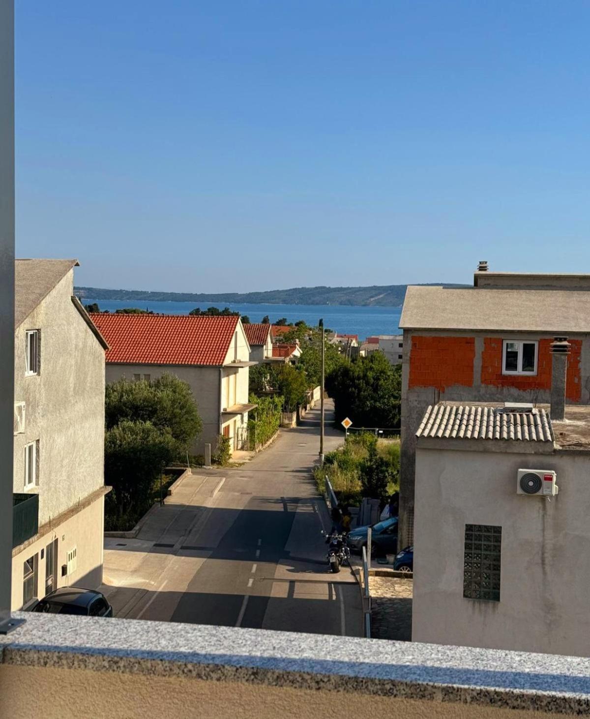 Apartman Dora Apartment Kastela Exterior photo